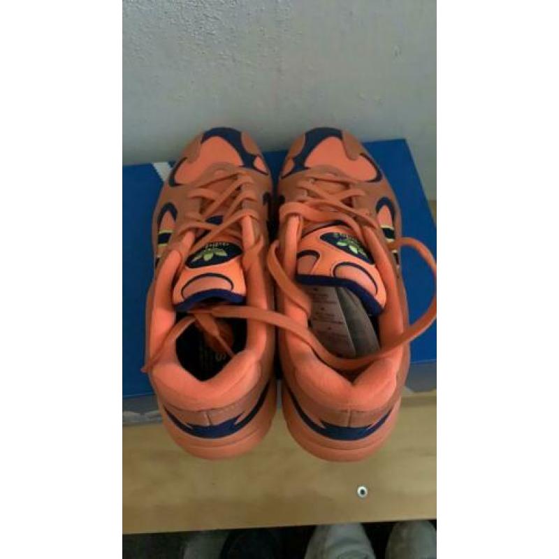Adidas Yung-1 Orange 44 DS Hireor
