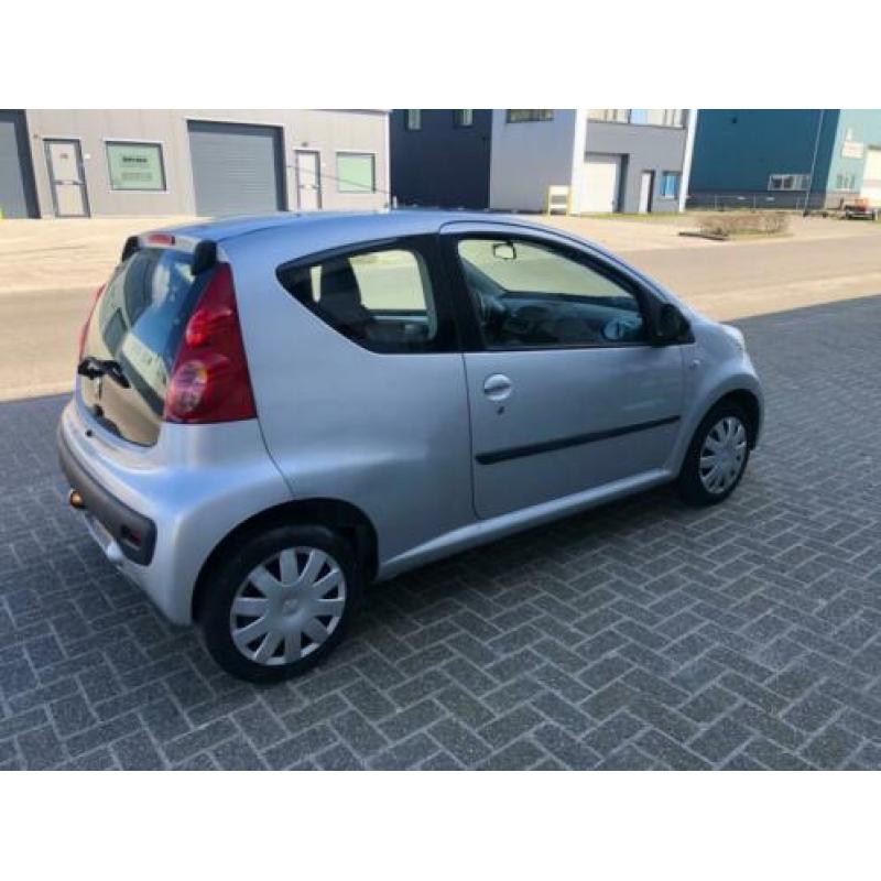 Peugeot 107 1.0-12V XS *Airco* NAP * NW APK