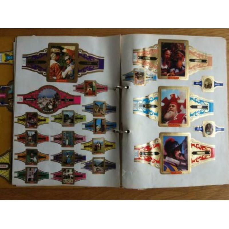 Verzameling sigarenbandjes o.a. van Willem II, Uiltje etc.