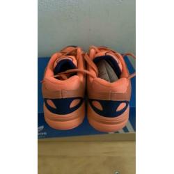 Adidas Yung-1 Orange 44 DS Hireor