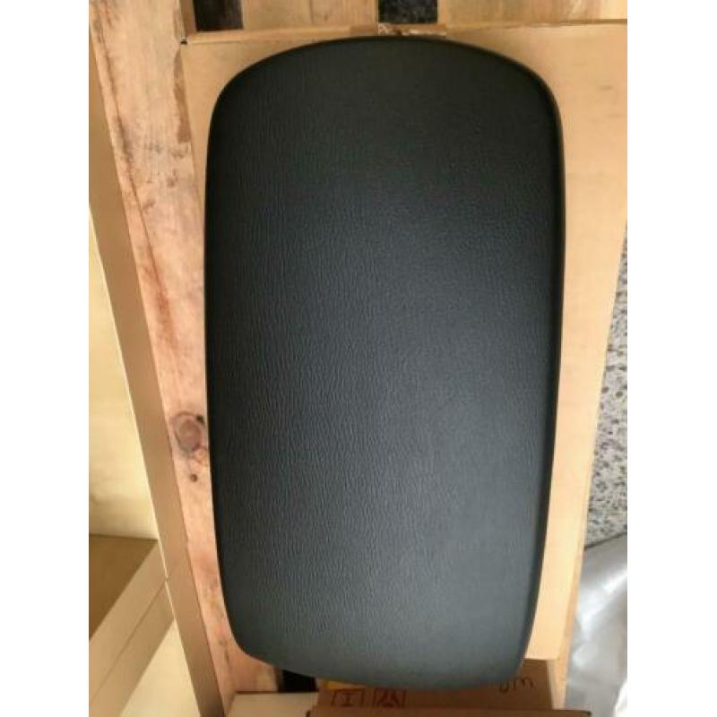 ? Mazda CX-5 2013+ armrest / armsteun nieuw KD45-64-450-02