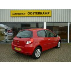 Renault Clio 1.2 Collection met airco (bj 2011)