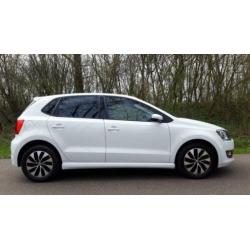 Mooie 2017 Volkswagen Polo 1.0TSI 95PK AppleCarPlay/Airco/LM