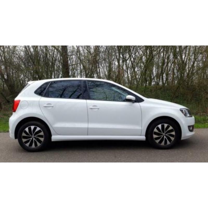 Mooie 2017 Volkswagen Polo 1.0TSI 95PK AppleCarPlay/Airco/LM