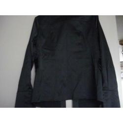 Mooie zwarte blouse mt 36 aangeboden