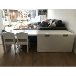 Ikea opbergbank met lade en ikea tafel met stoeltjes