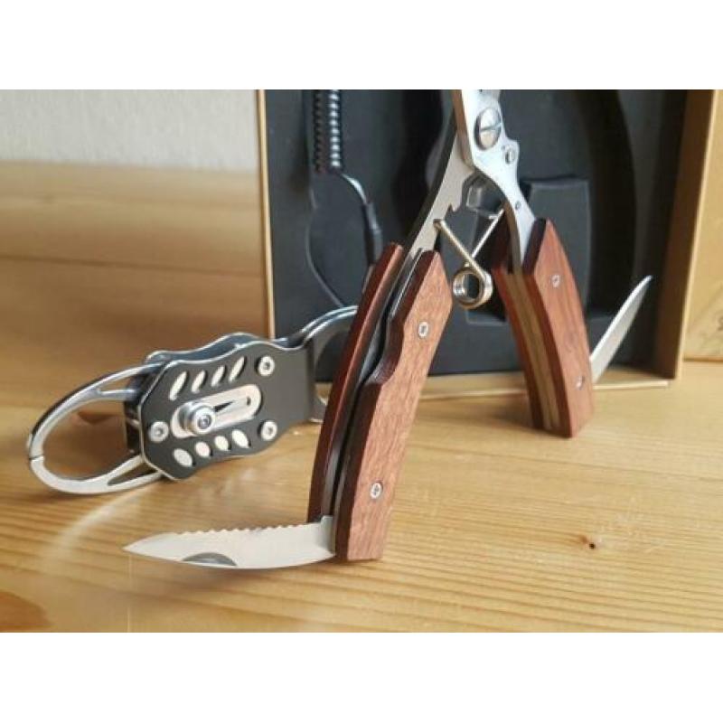 Laguiole Vissersset mes/tang/lid grip.....Nieuw in doos...