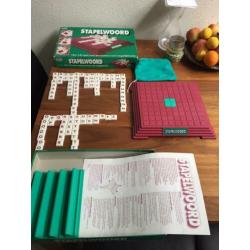 Stapelwoord van Parker een soort Scrable variant