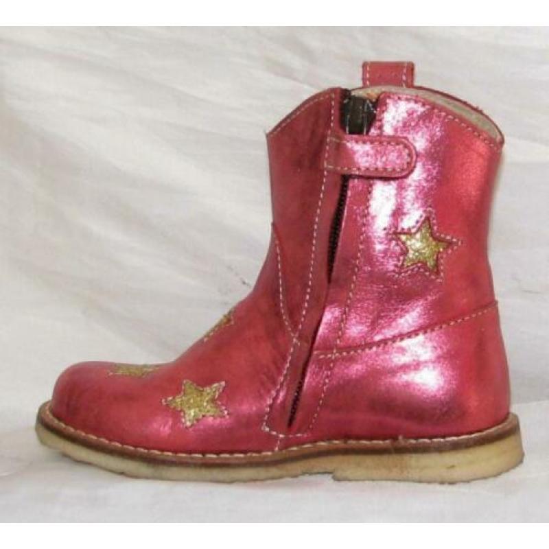 SHOESME maat 24 halfhoog laarsje rood ster gratis verzenden