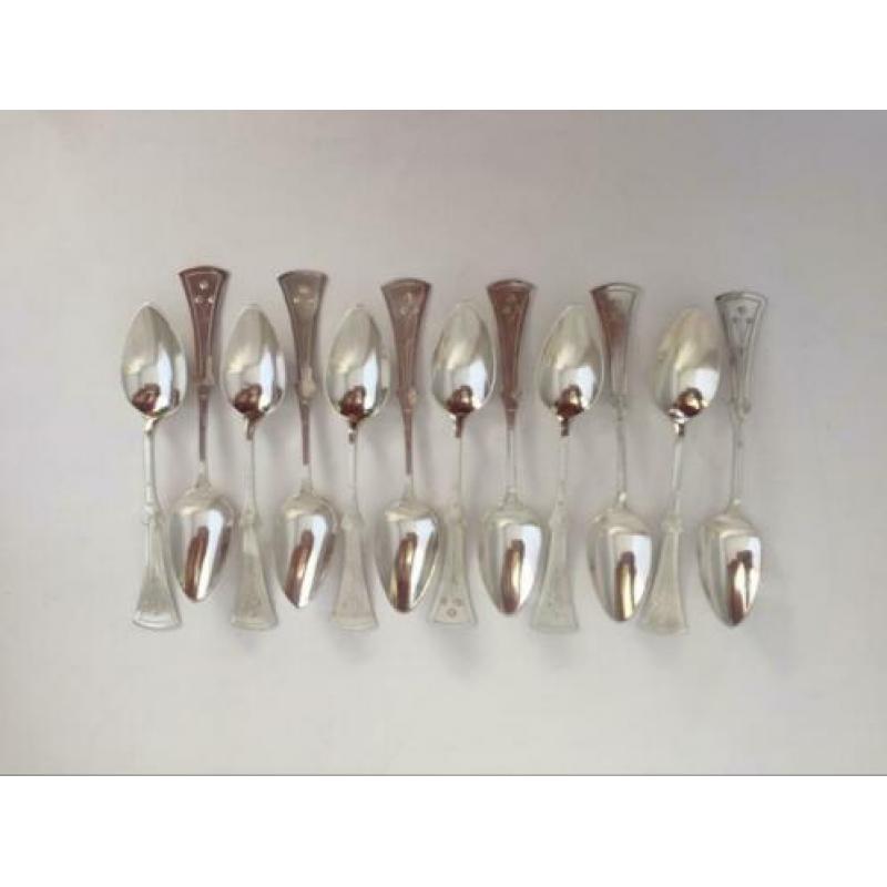 12 zilveren Art Deco lepeltjes