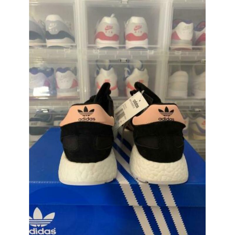Adidas iniki runner maat 38 2/3