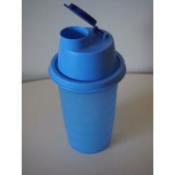 118) Quickshaker,250 of 700 ml, en meer Tupperware