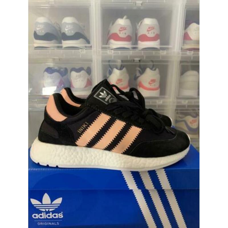Adidas iniki runner maat 38 2/3