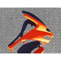 Gilera Runner kappen koplamp omlijsting voorkap oranje fluor