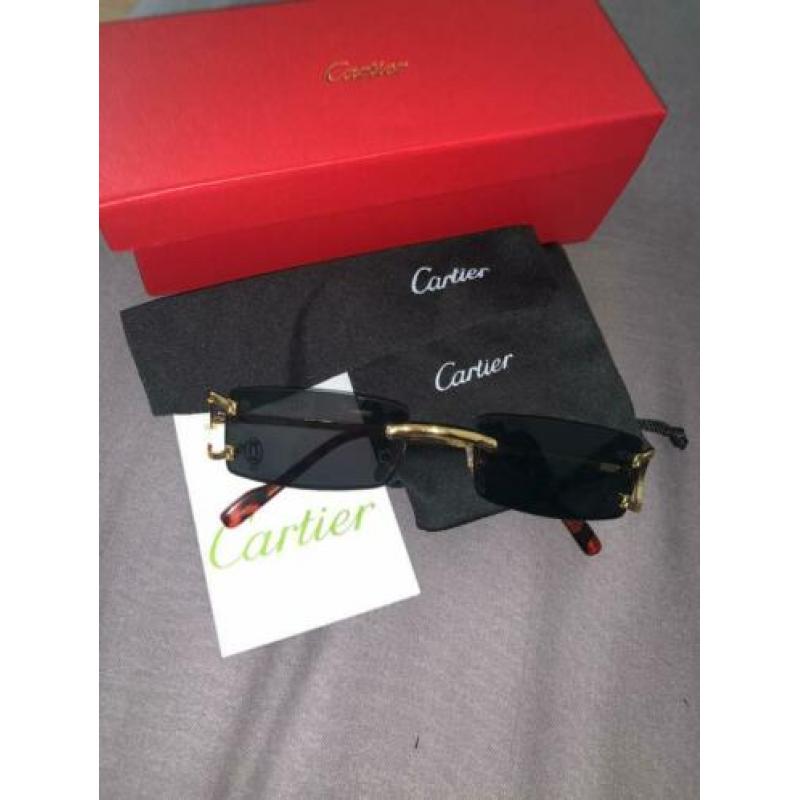 Cartier bril Piccadilly goud zwarte glazen AAA kwaliteit