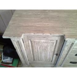 Meubel massief dressoir Monza