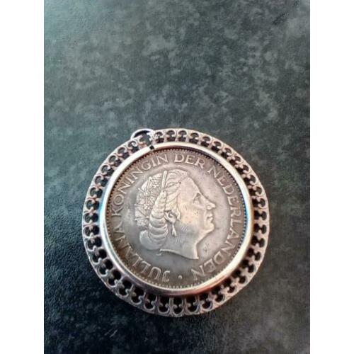 zilver hanger 2.50 met zilveren rand