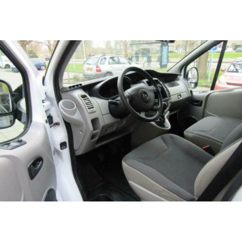 OPEL Vivaro 9 PERSONEN BUS (10.225,- EX BTW & BPM)