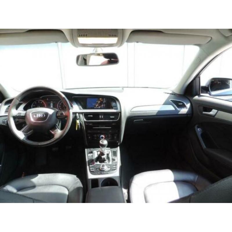 Audi A4 Avant 1.8 TFSI 170pk S Edition (leer,xenon,navi,pdc)