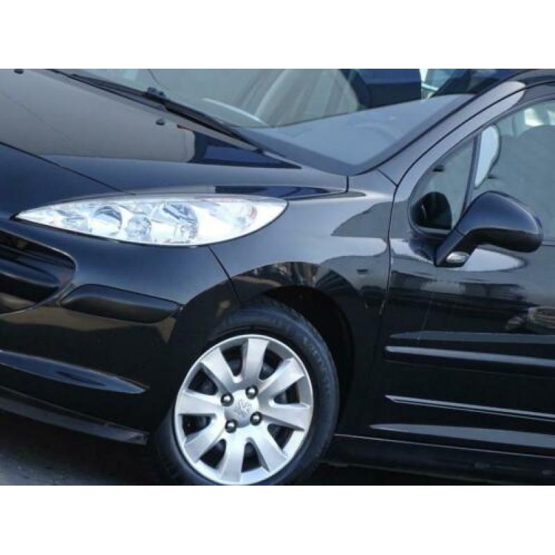Peugeot 207 1.4 VTi X-line