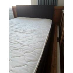 Jysk boxspring 120x200 pocketvering traagschuim topper