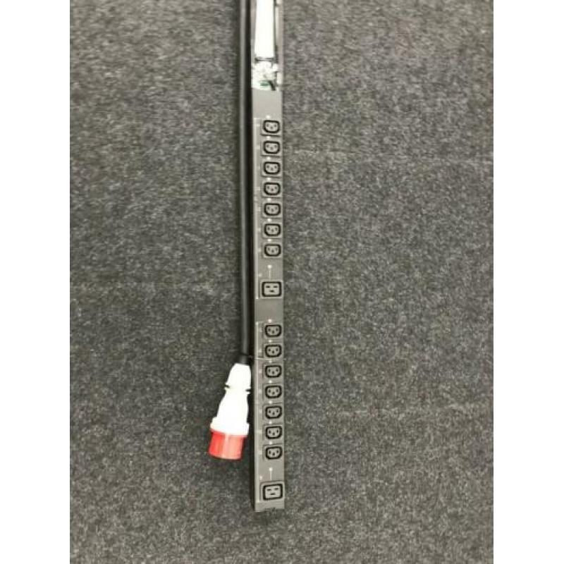 APC AP8981 Switched rack PDU