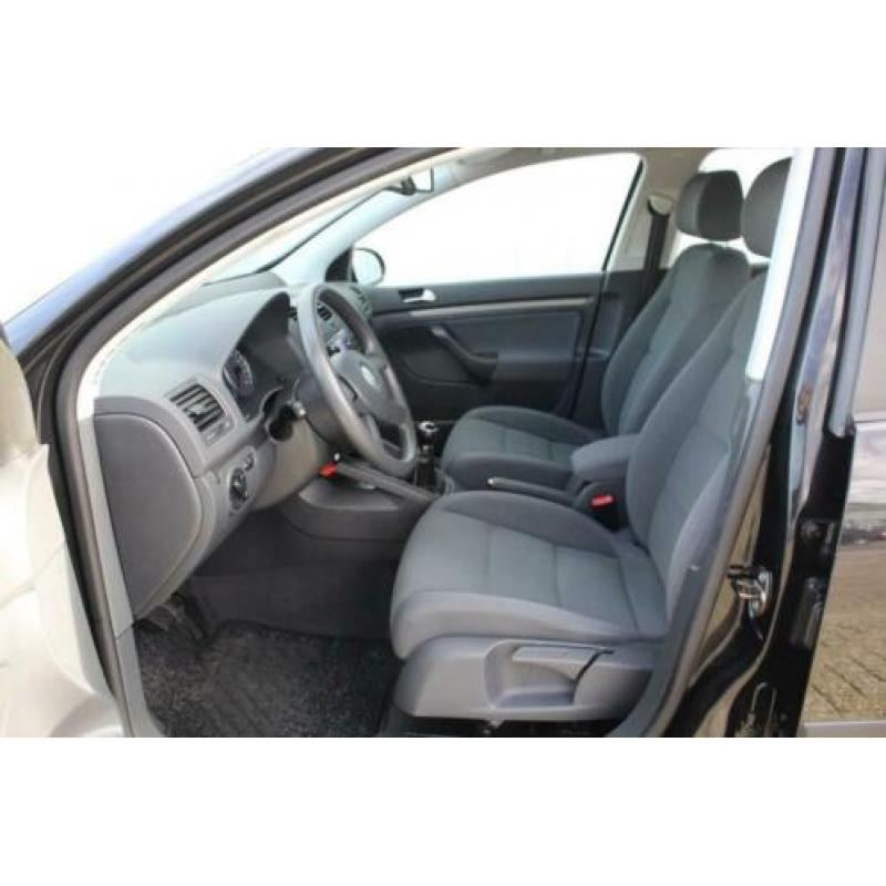 Volkswagen Golf 1.6 FSI Sportline - Airco - CruiseControl -