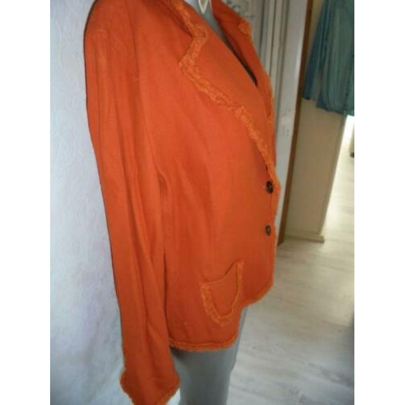 nieuw met kaartje oranje jasje