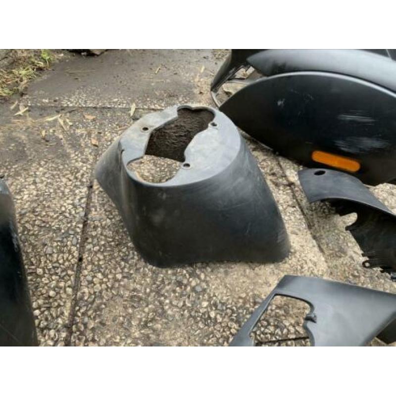Originele Piaggio zip buiten kappen set