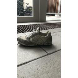 Premiata’s wit maat 37