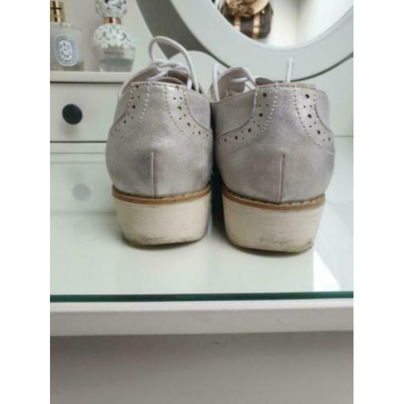 Veterschoen mt.38 shoeby fashion izgs beige met zilver