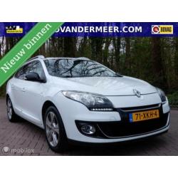 Renault Megane Estate 1.5 dCi Bose PANORAMADAK/CAMERA/PDC/BL