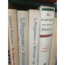 Meerdere boeken van Leonard Roggeveen