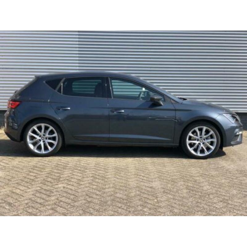Seat Leon 2.0 Tsi Fr dsg 2019 Digitale Cockpit Led 190pk!