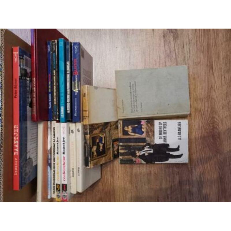 Diverse Baantjer boeken + Baantjer detectives