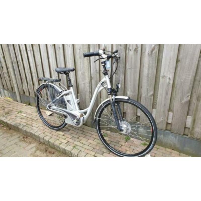 Flyer T8 dames 46cm