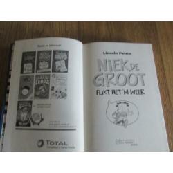 2 Leesboeken Niek de Groot is lachen van LincolnPeirce .