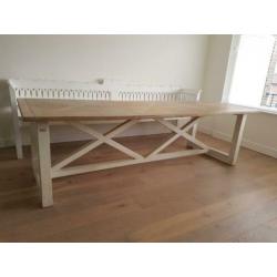 Tafel met eiken parket inlay