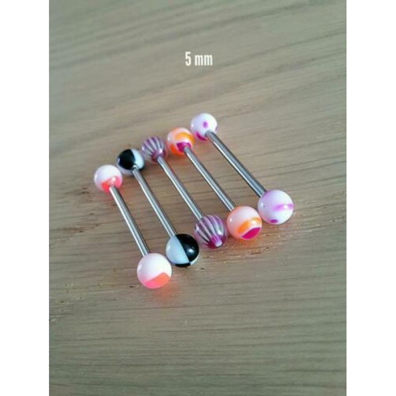 Nieuwe tongpiercings met acryl balletjes. 10 voor 5,00!