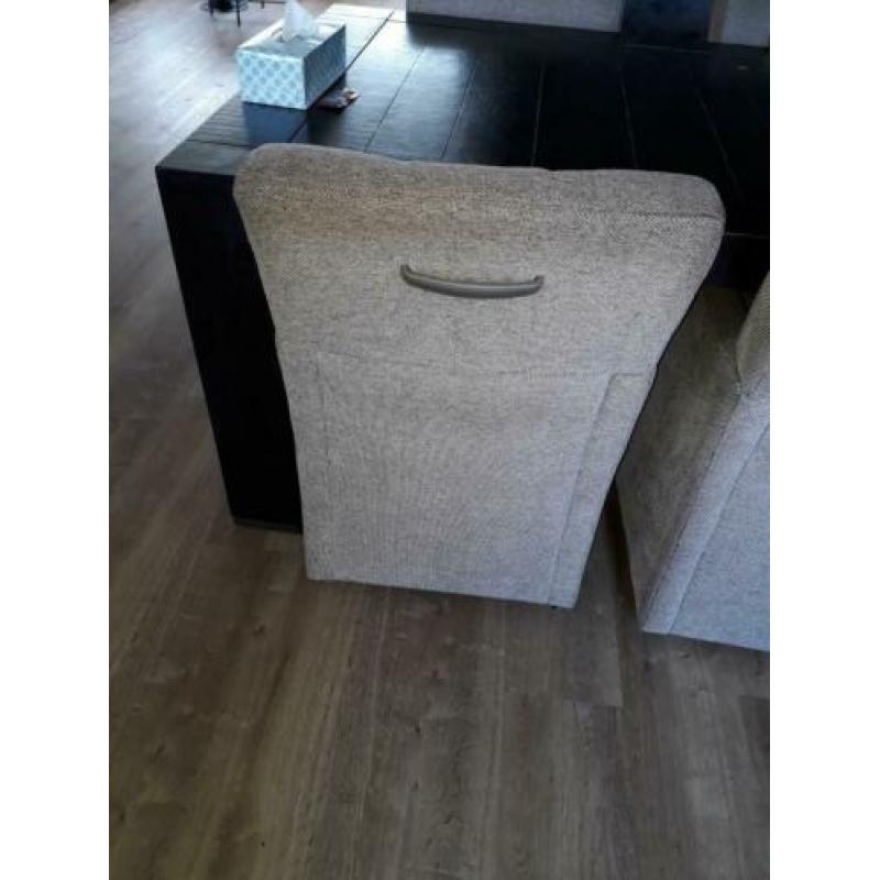 Eettafel 230x100 en 78 hoog. Donker bruin