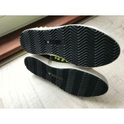 NIEUW: sneakers van HAPPINESS mt 36