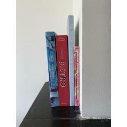 4 kookboeken (Frans, Aziatisch, Scandinavisch, zoetigheid)