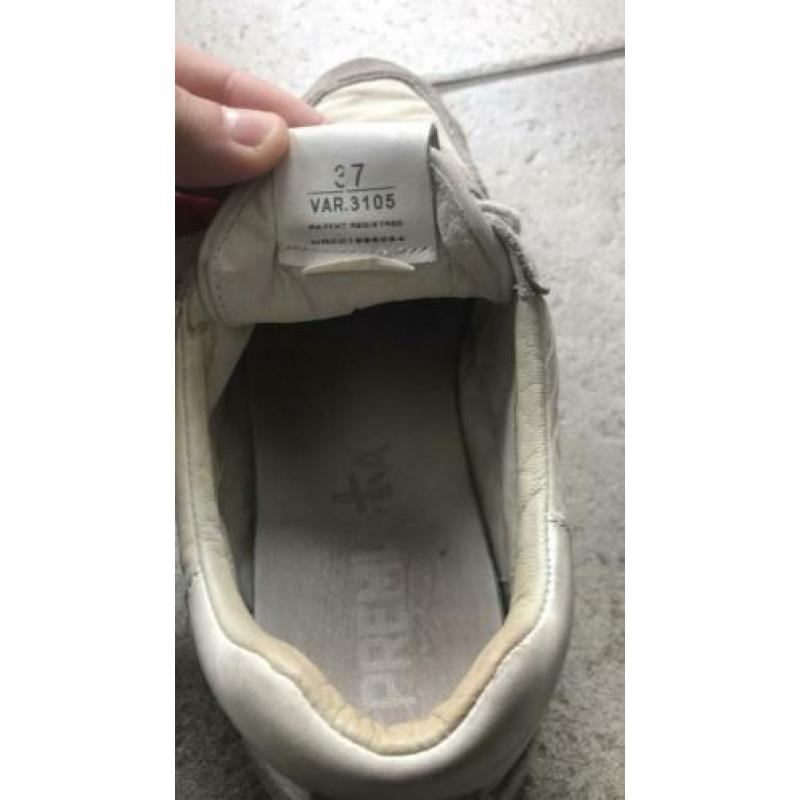 Premiata’s wit maat 37