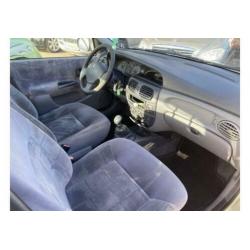 Renault Megane 1.6 16V