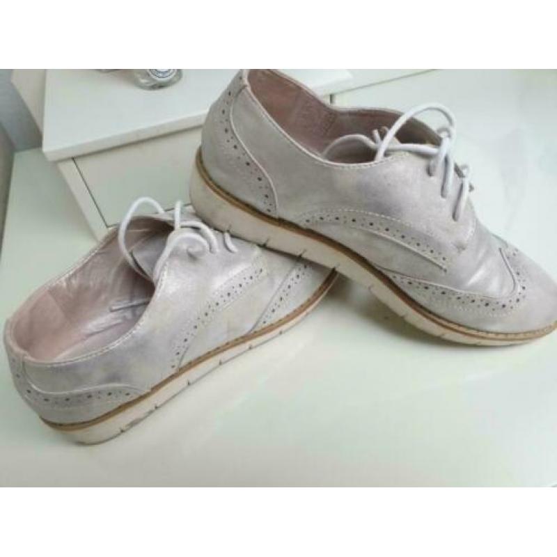 Veterschoen mt.38 shoeby fashion izgs beige met zilver