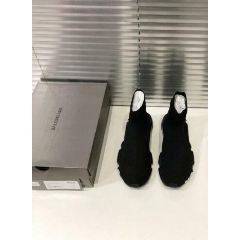 balenciaga speed runner