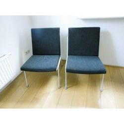 Design stoel Rietveld model Oase Ahrend de Cirkel