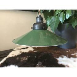 Bakeliet lamp vintage hanglamp groen industrieel antiek