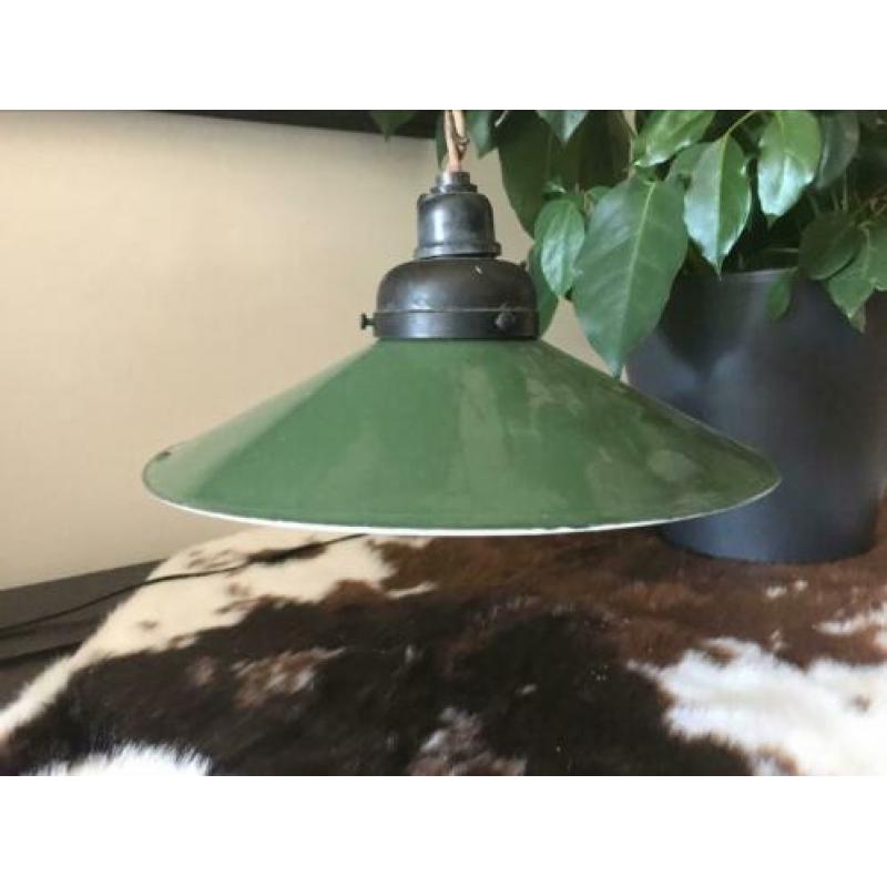 Bakeliet lamp vintage hanglamp groen industrieel antiek