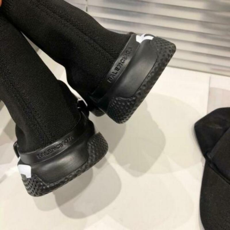 balenciaga speed runner